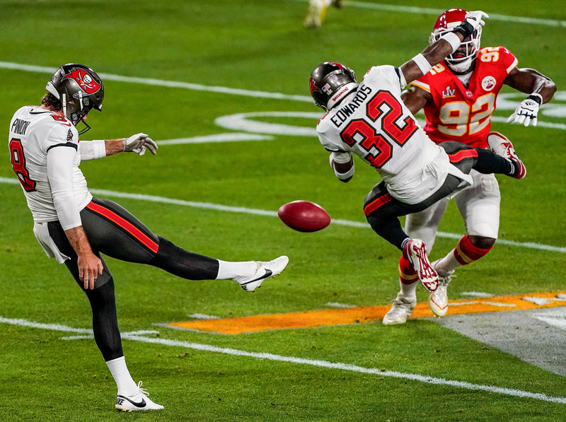 Storybook Season: Tampa Bay Buccaneers: 2020 Champions