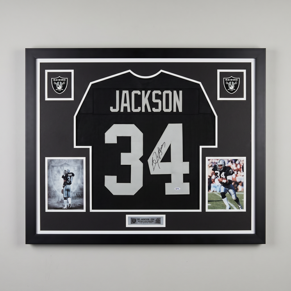Bo Jackson Signed Raiders Framed Jersey